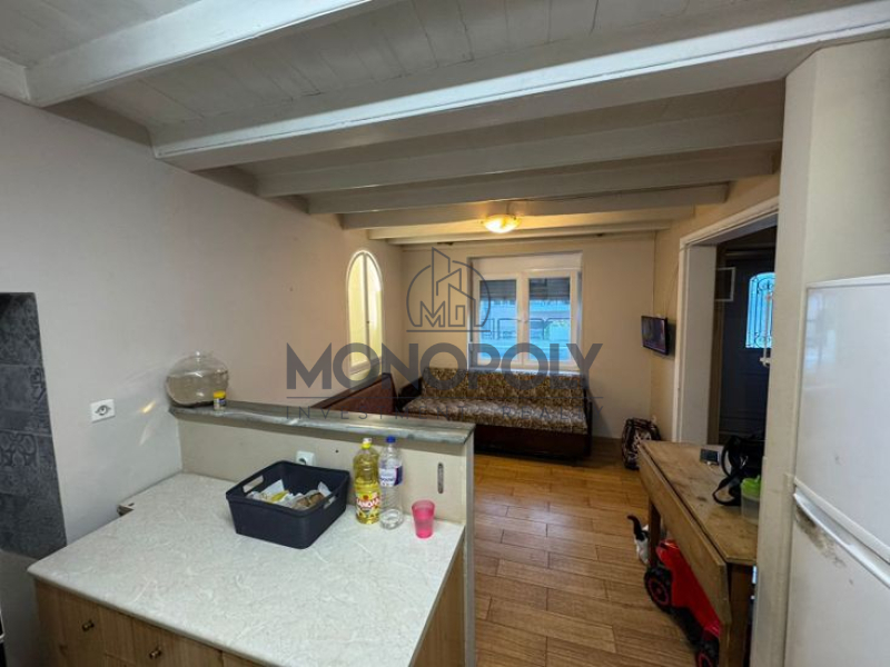 property-img